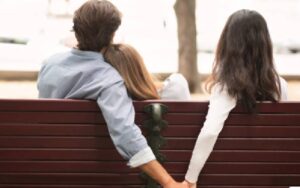 Thuê thám tử theo dõi ngoại tình - giá cả hợp lý - bảo mật Thám tử Gia Thế điều tra theo dõi ngoại tình.